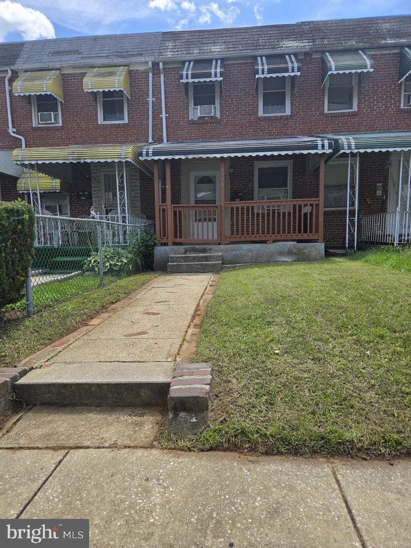 3317 Ingleside Avenue photo 1