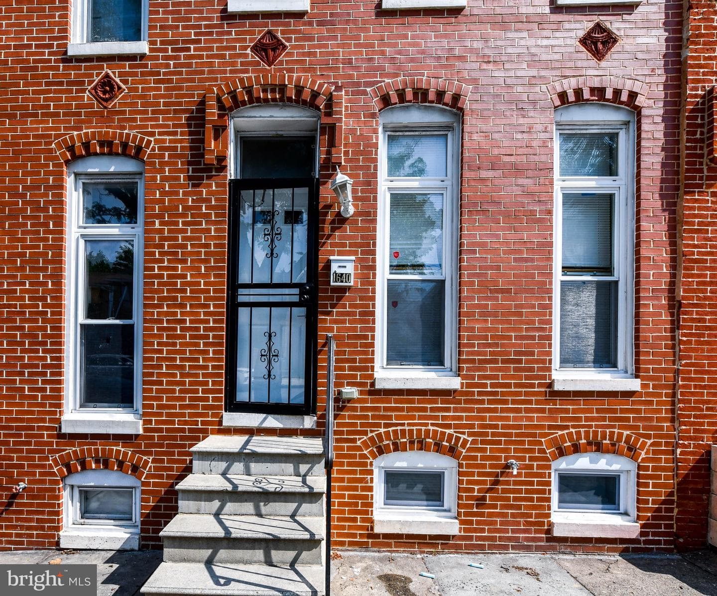 1640 Ashland Avenue photo 1
