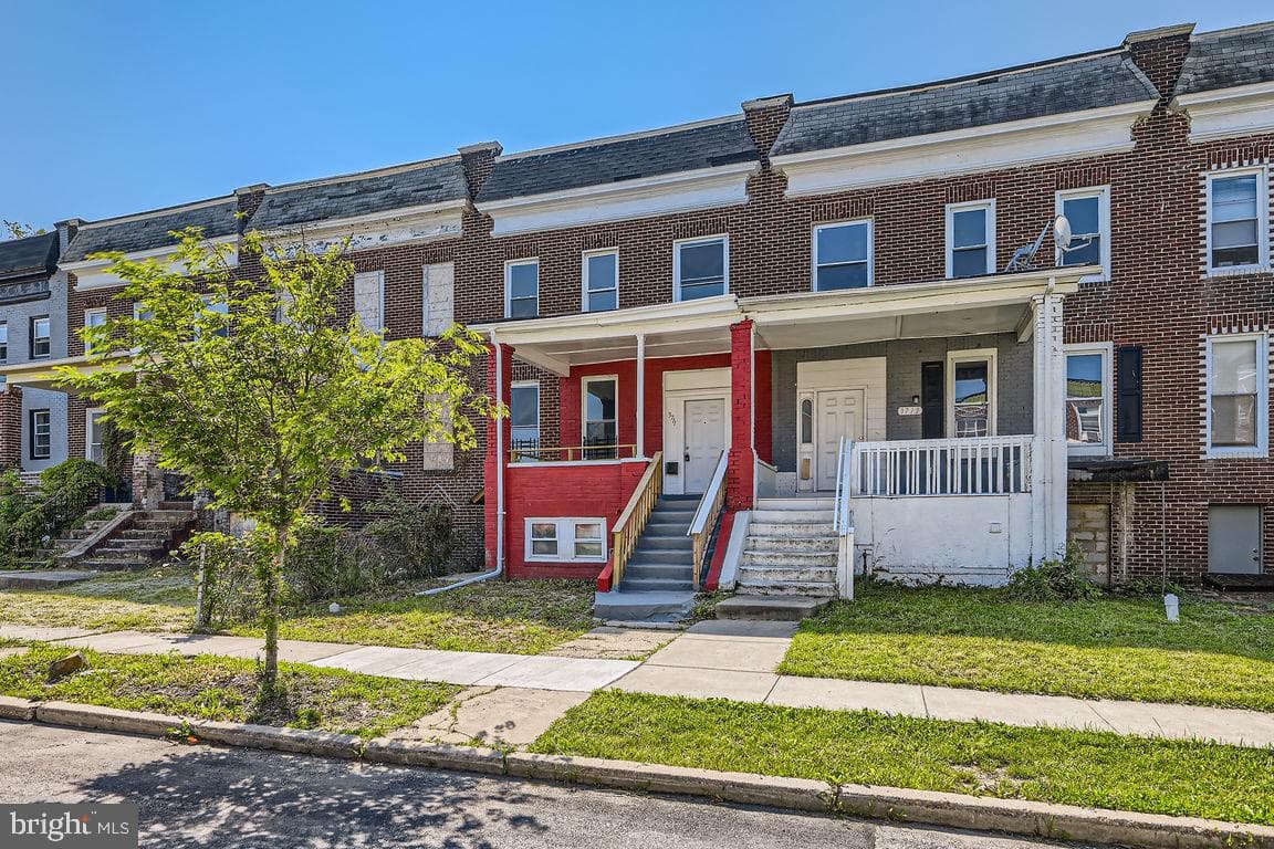 3711 Spaulding Avenue photo 1