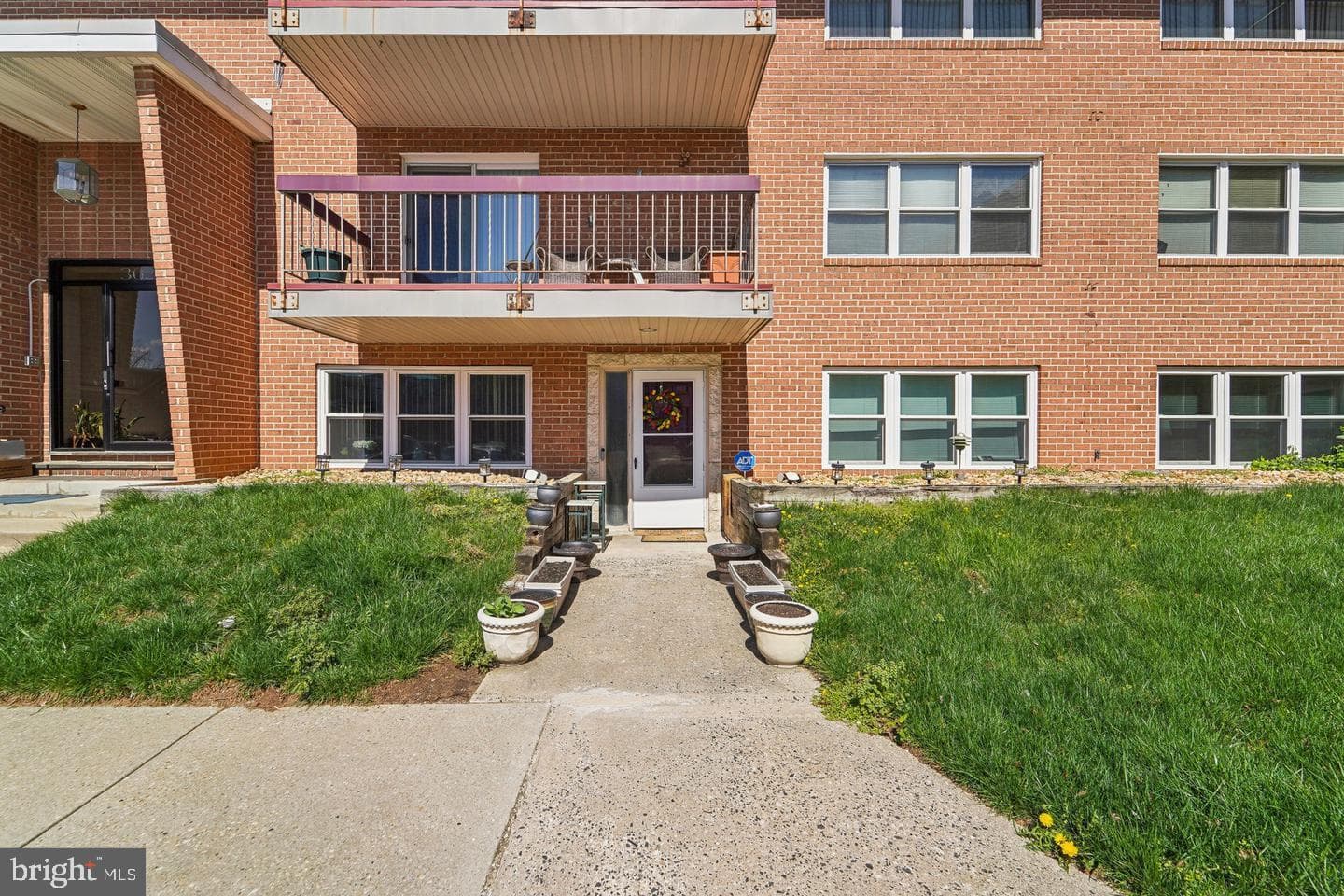 3631 Glengyle Avenue #6a photo 1