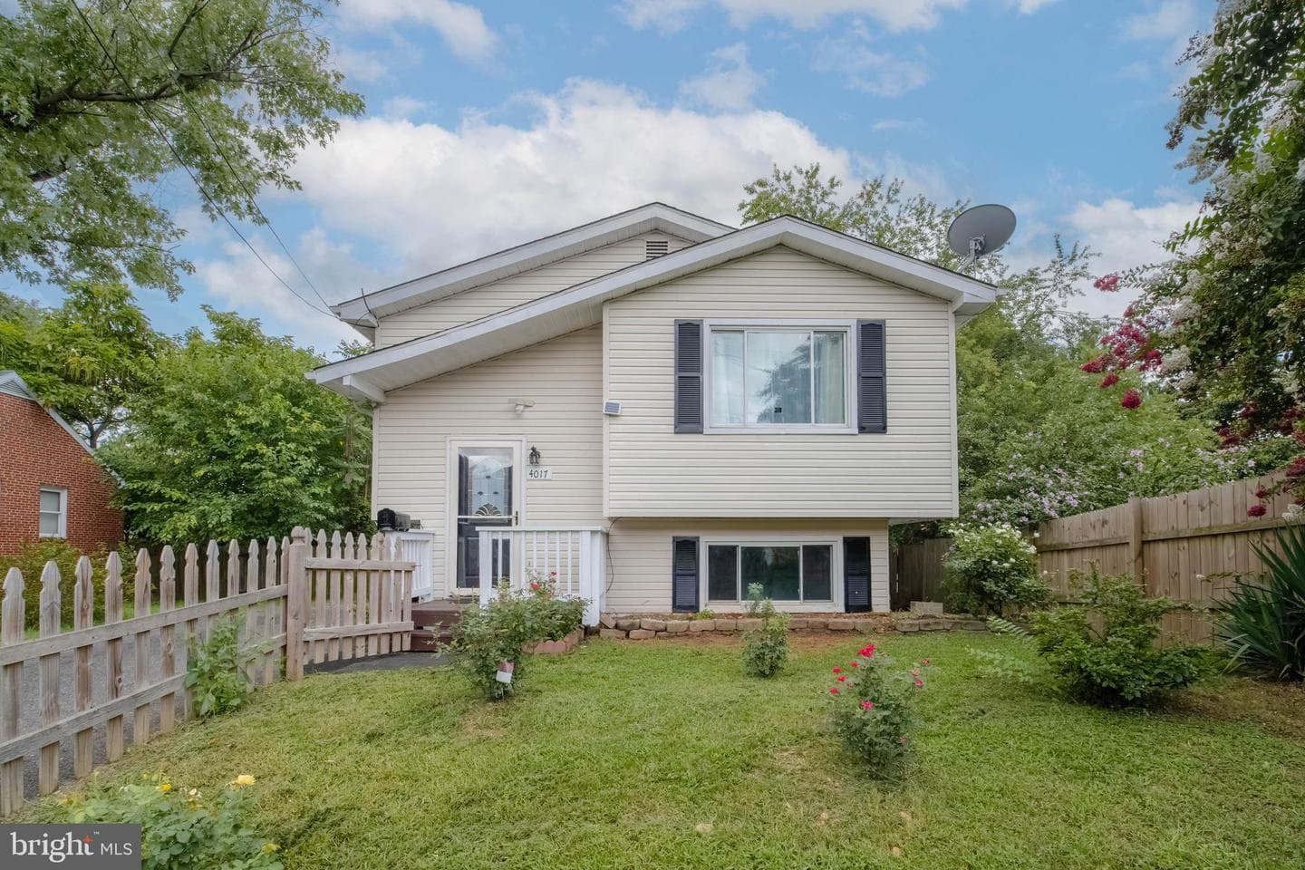 4017 Orchard Avenue photo 1
