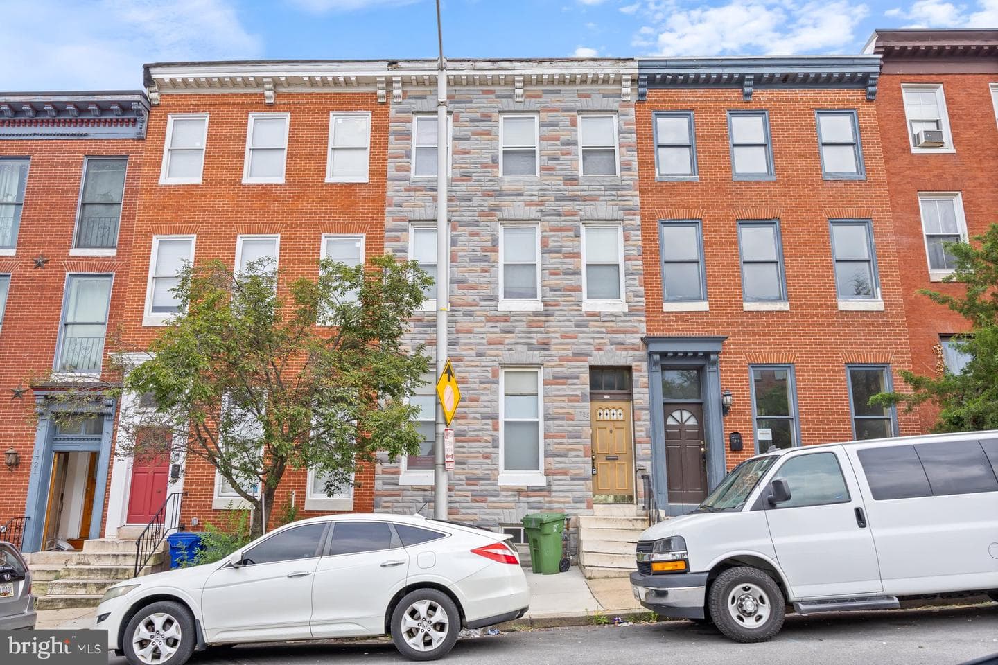 1725 Hollins Street photo 1