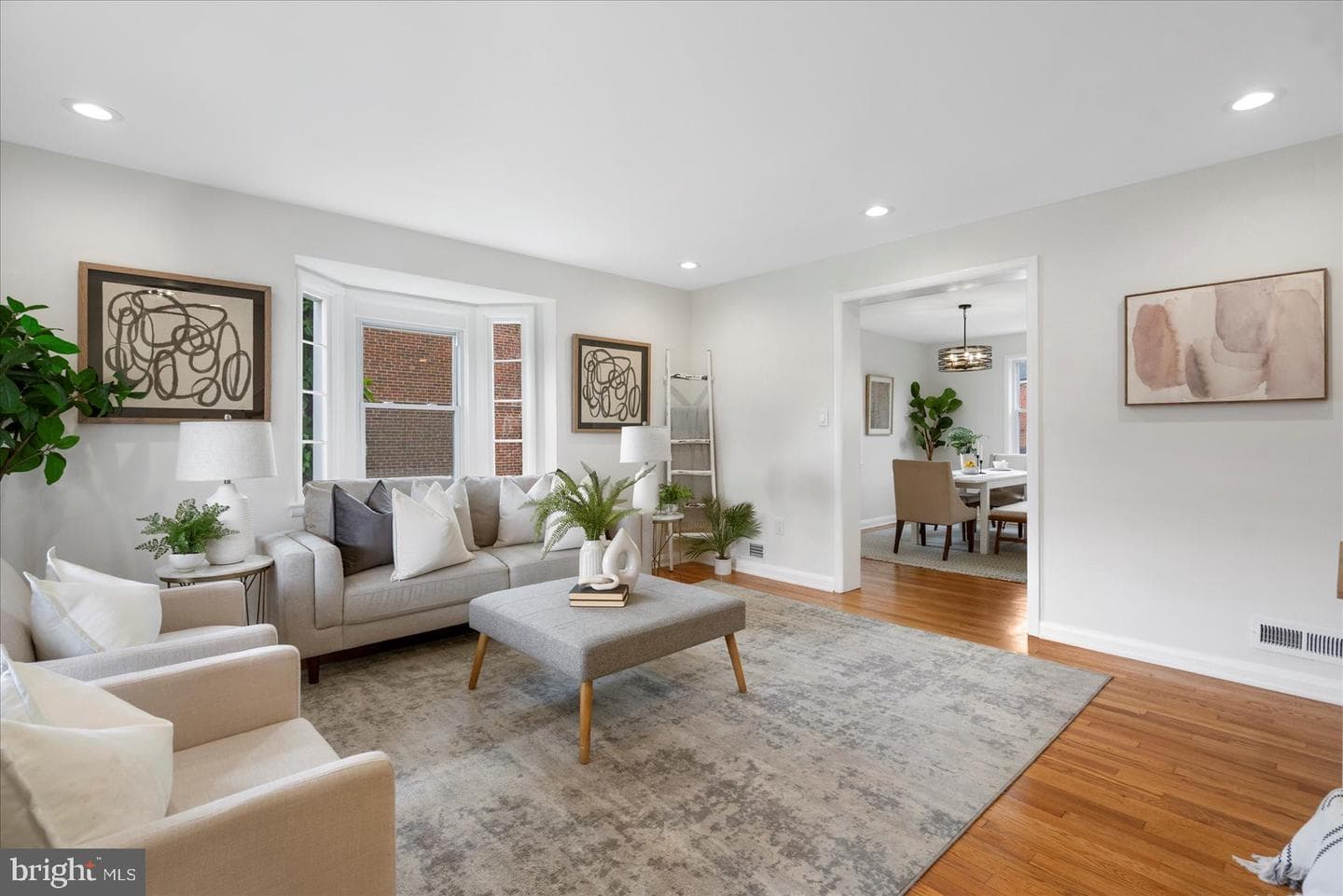 6112 Edlynne Road photo 1
