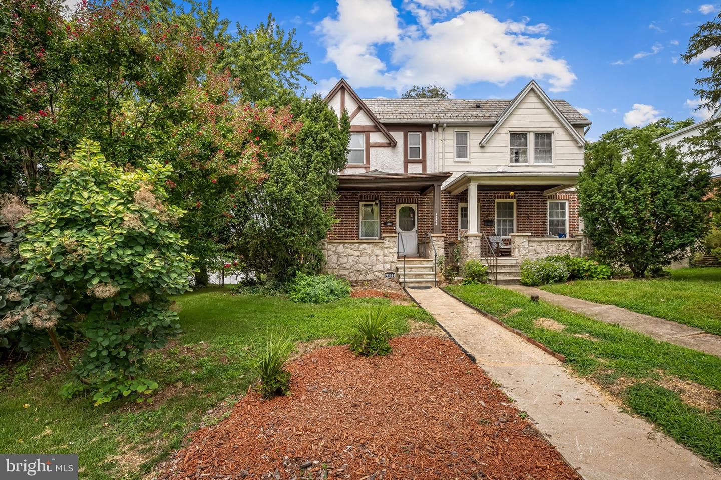 4604 Arabia Avenue photo 1