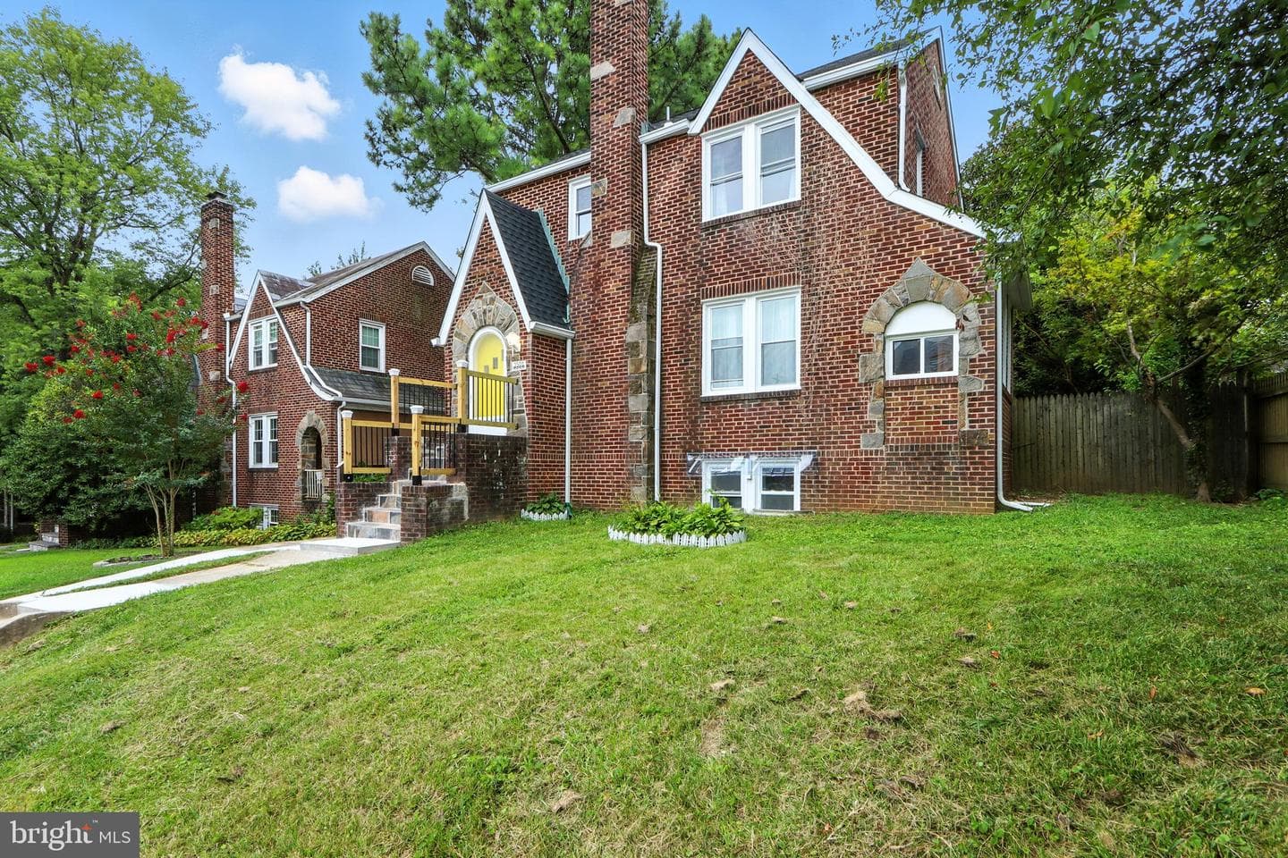 3501 Woodlea Avenue photo 1