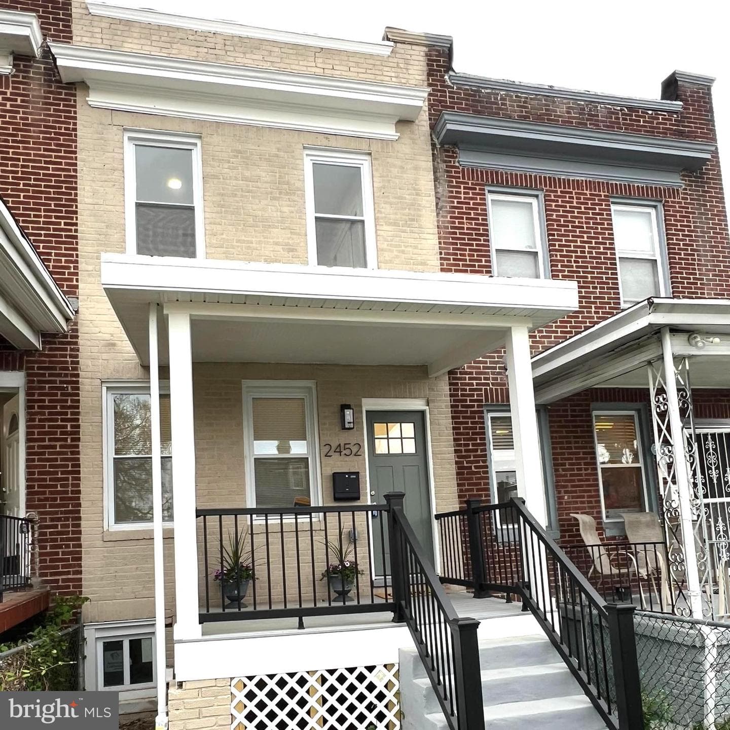 2452 Shirley Avenue photo 1
