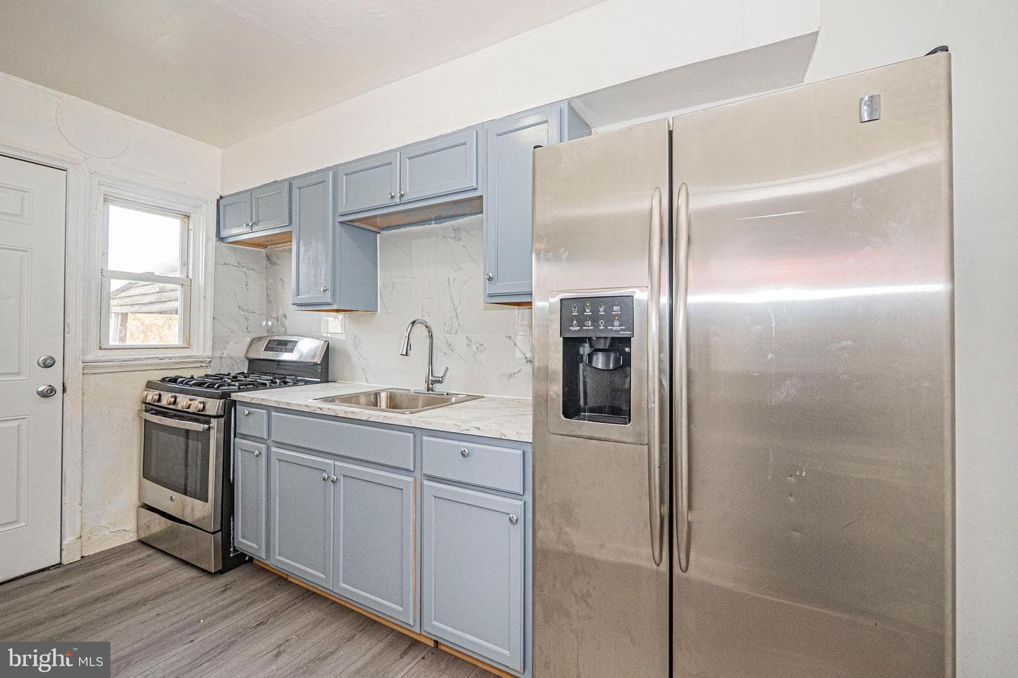6424 Bushey Street photo 1
