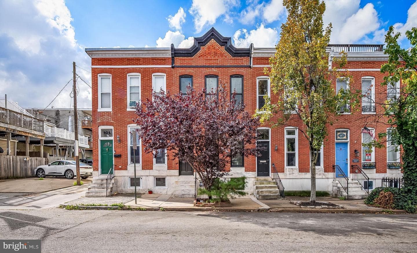 103 W Ostend Street photo 1