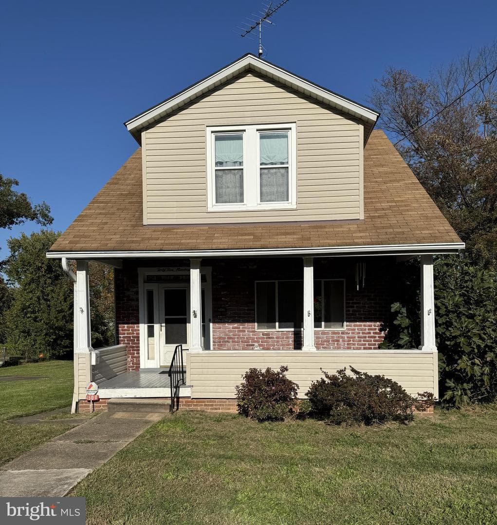 4500 Lasalle Avenue photo 1