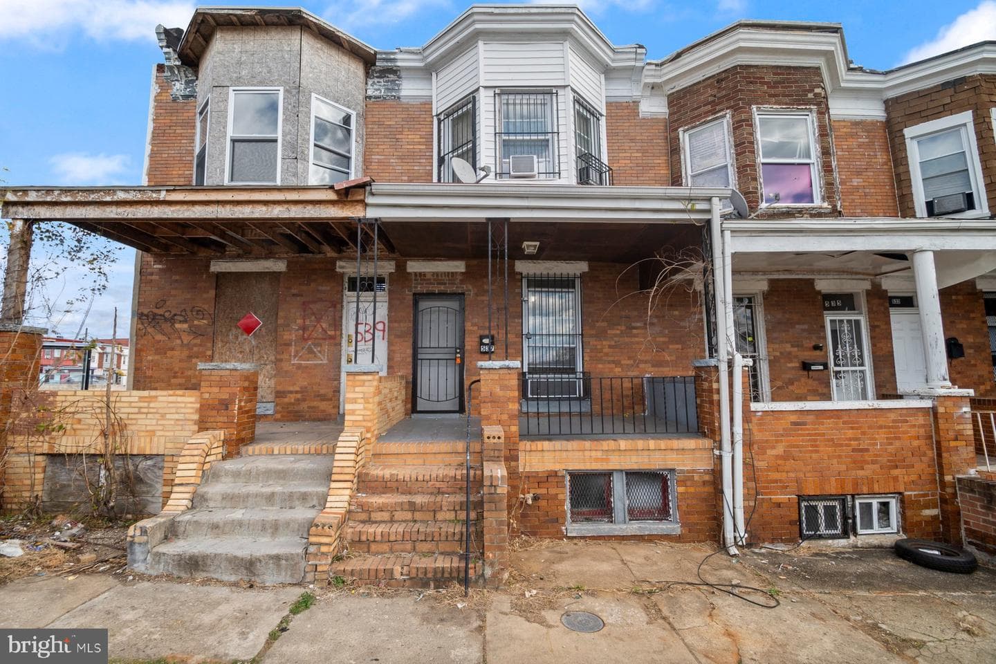 537 Longwood Street