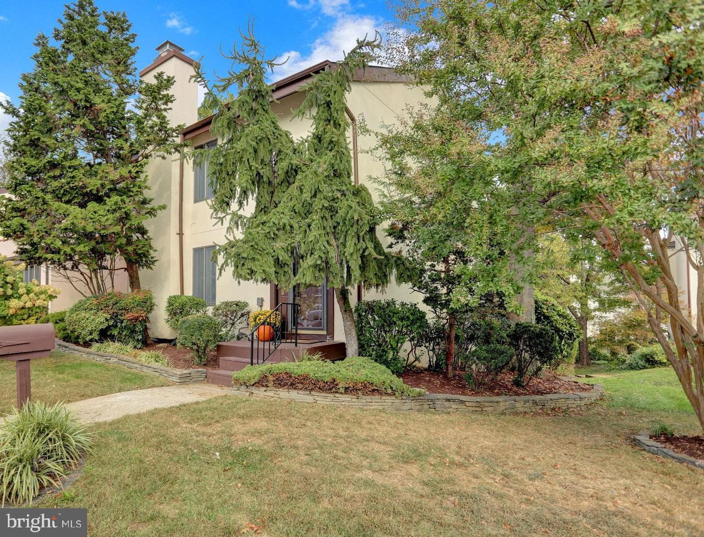 4317 Roland Spring Drive photo 1