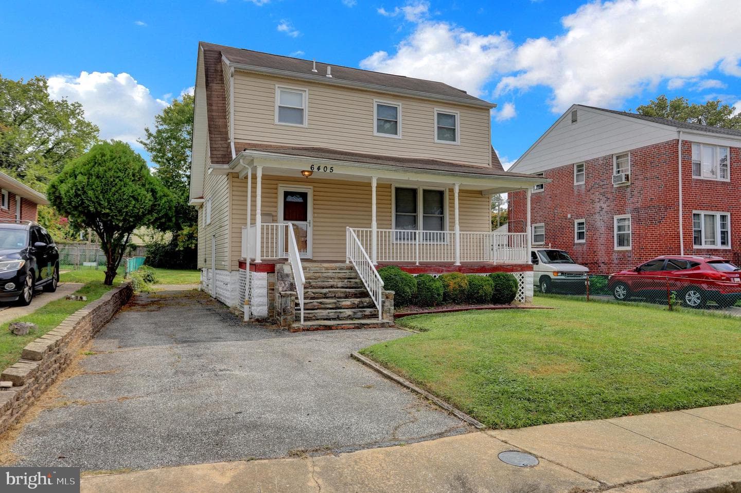 6405 Birchwood Avenue photo 1