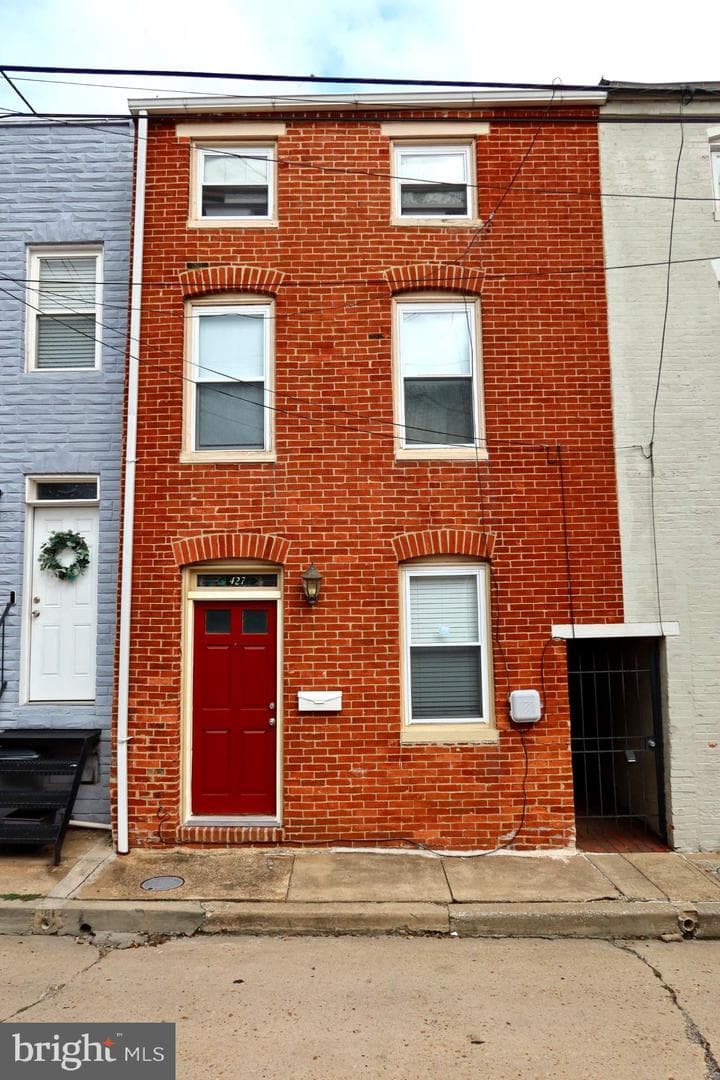 427 S Durham Street photo 1