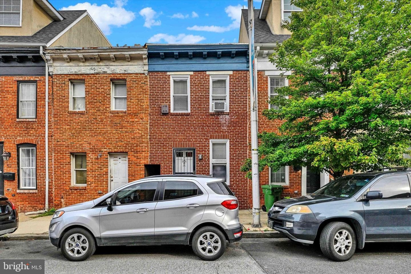 48 W West Street photo 1