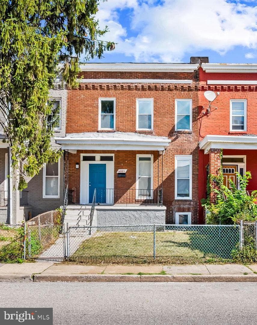 4021 Park Heights Avenue photo 1