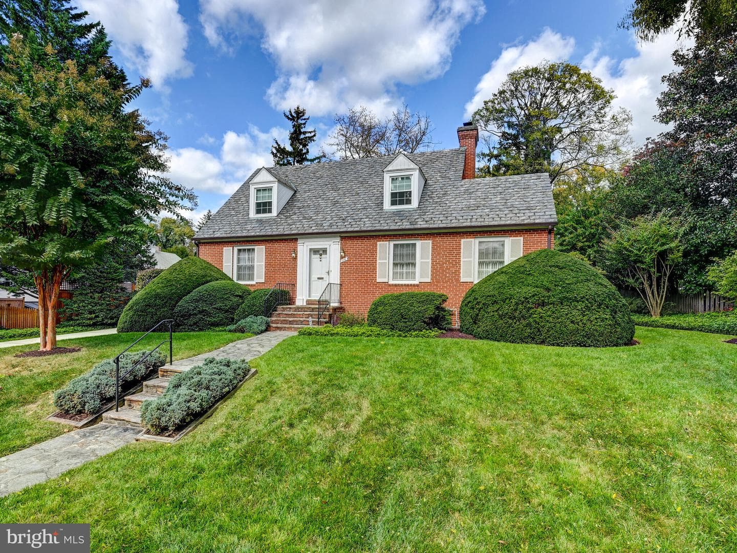 116 Castlewood Road photo 1