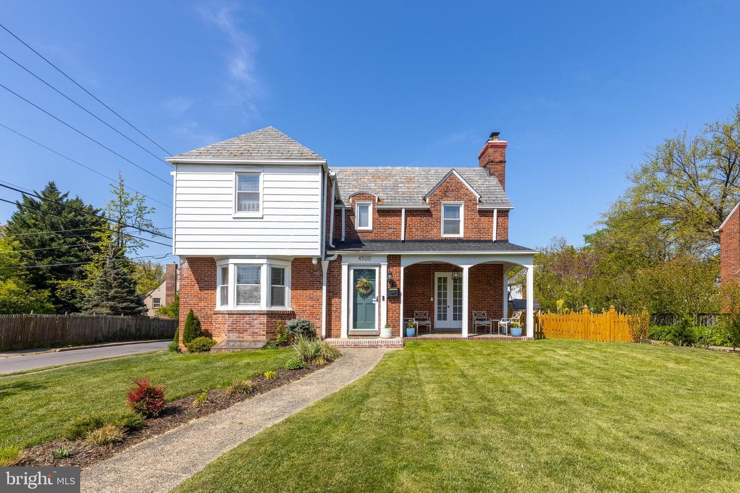4500 Eastway photo 1