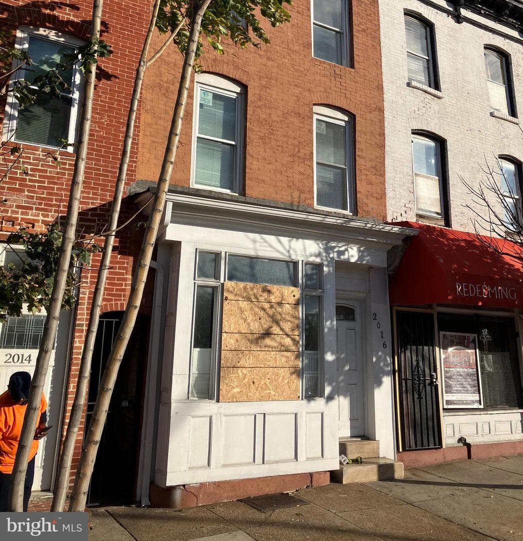 2016 Orleans Street photo 1