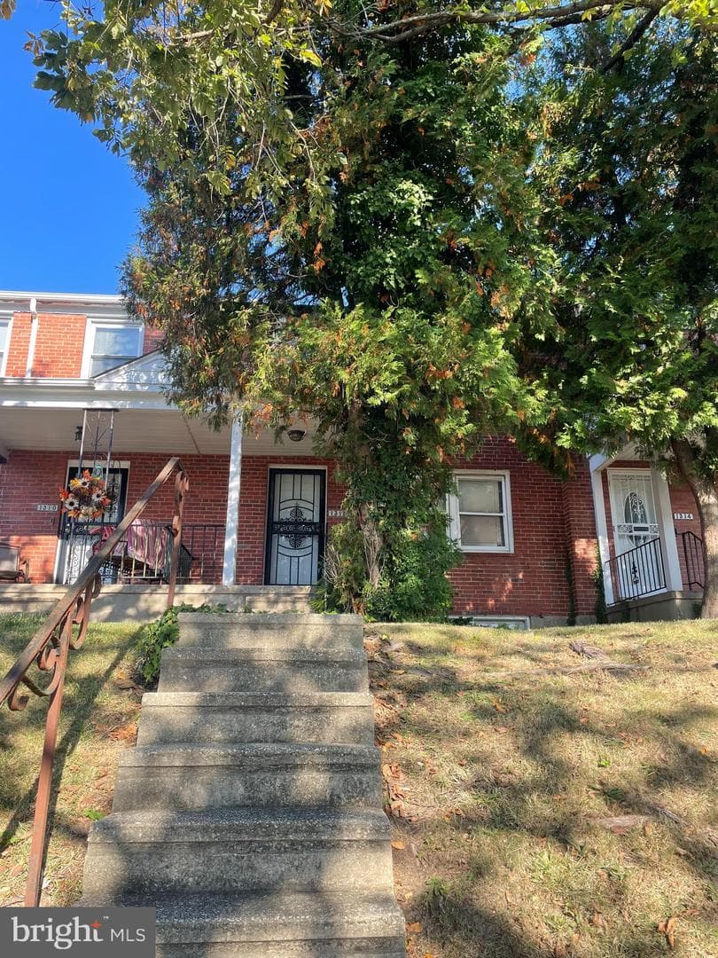 1312 E Cold Spring Lane