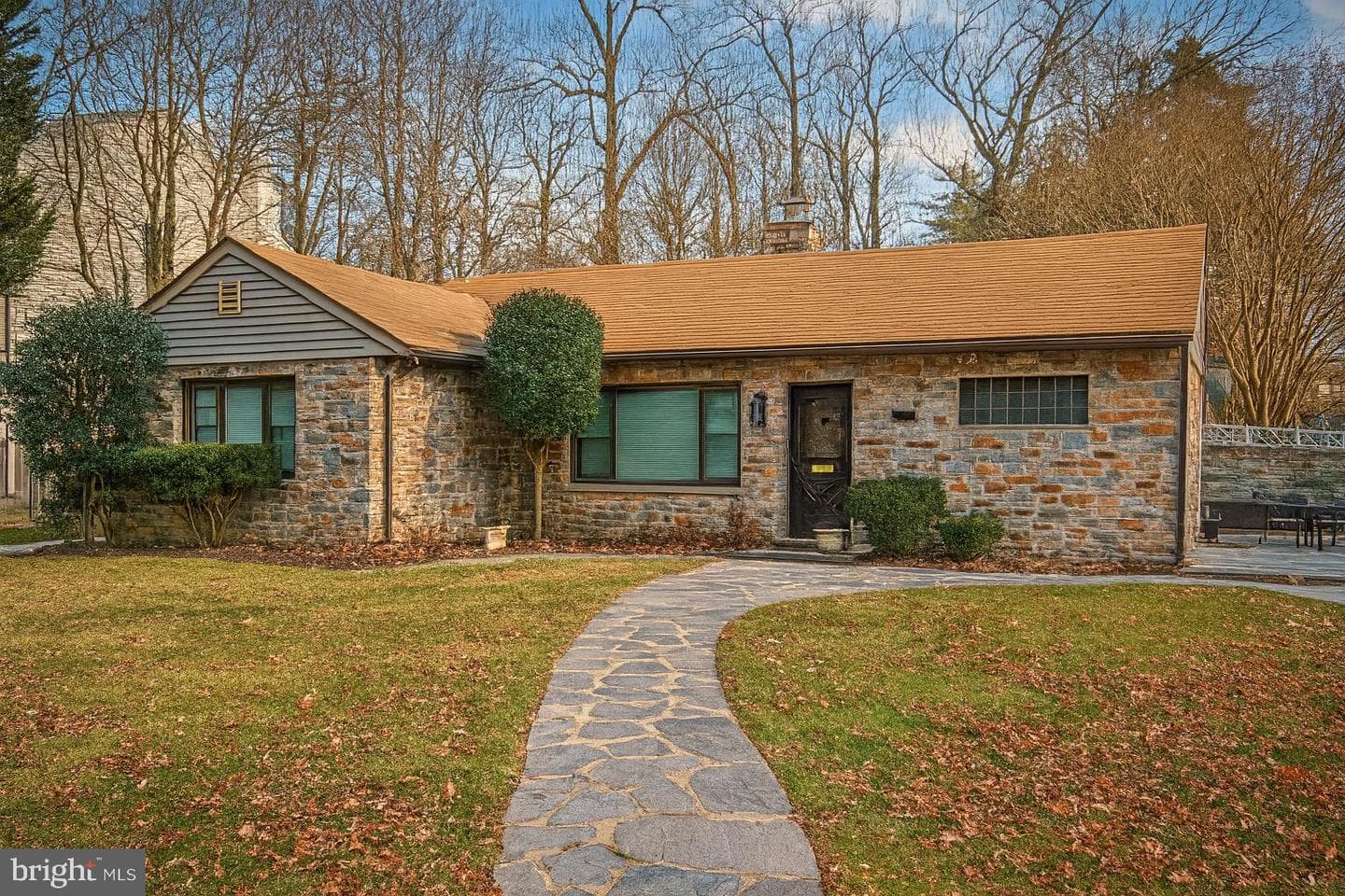 809 Winans Way photo 1