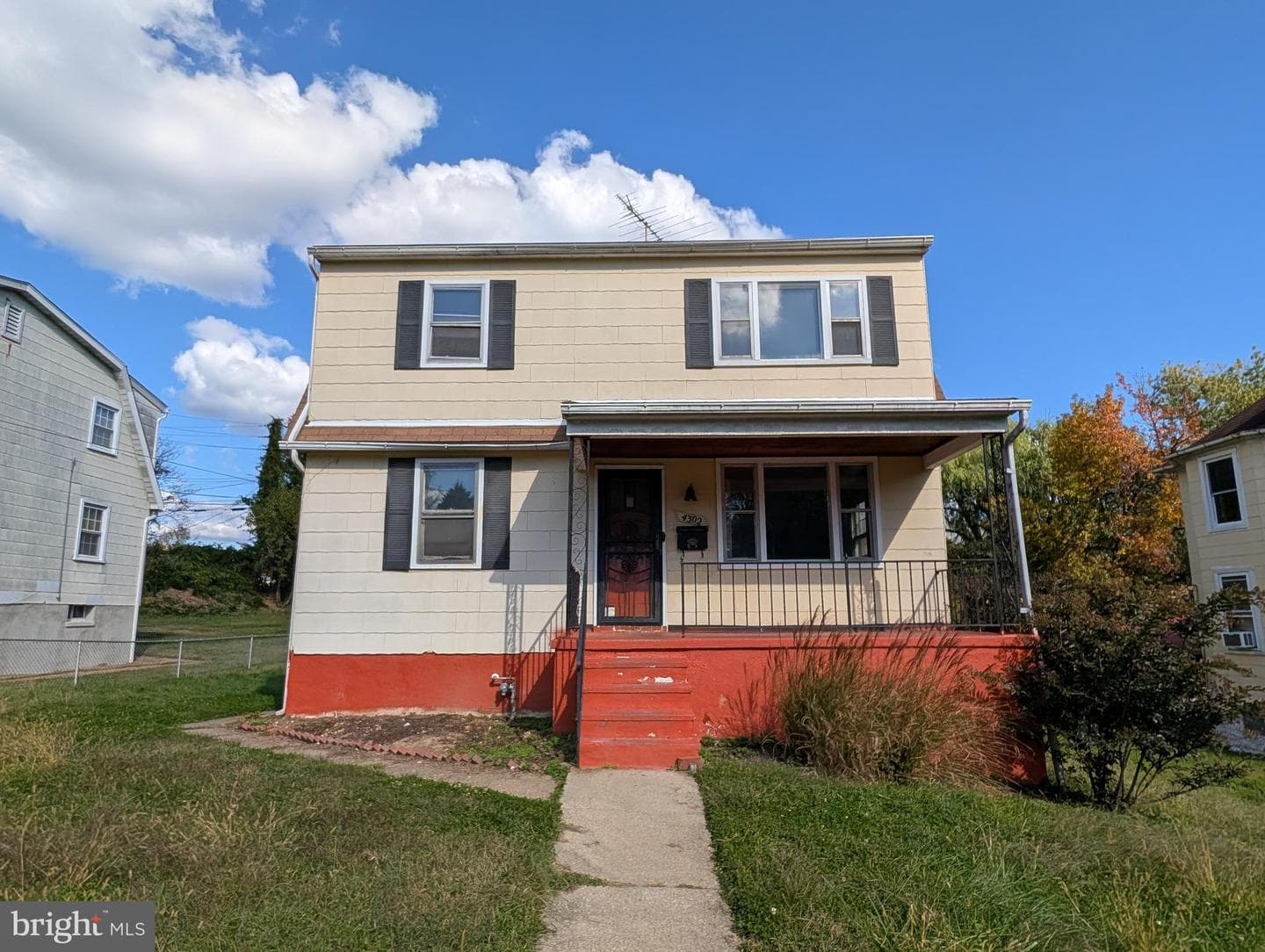 4302 Parkwood Avenue photo 1