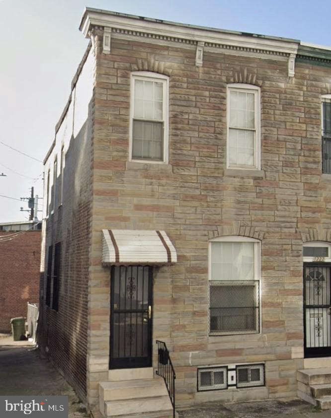 1220 Brentwood Avenue photo 1