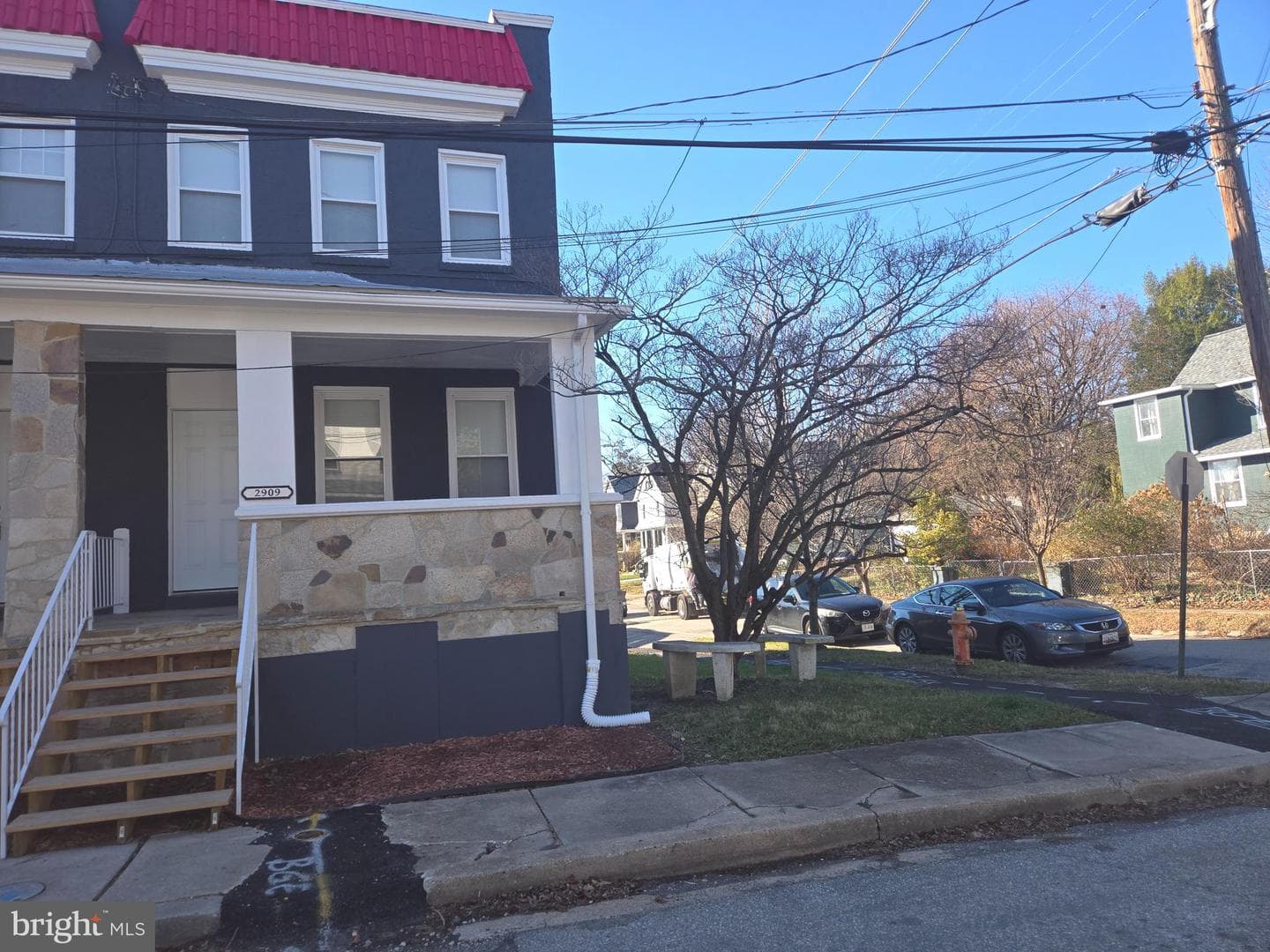 2909 Markley Avenue photo 1
