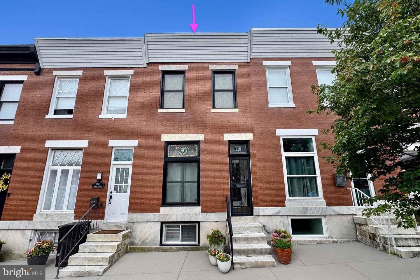 3811 Hudson Street photo 1
