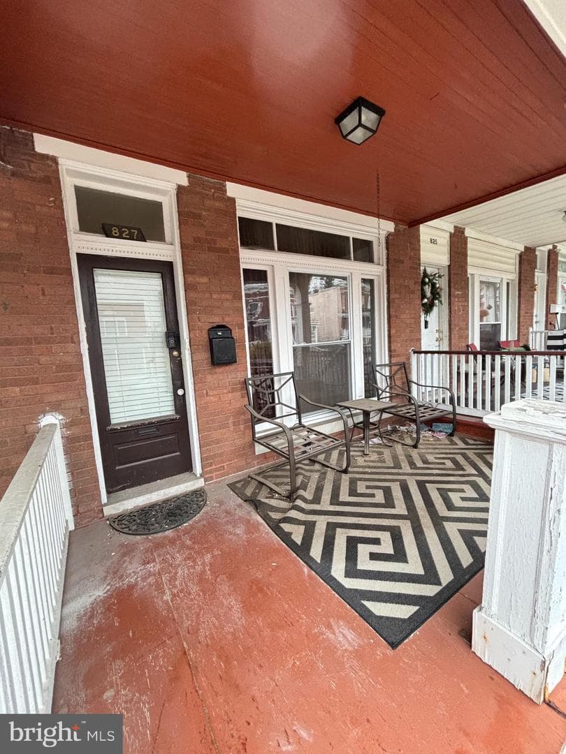827 Belgian Ave photo 1