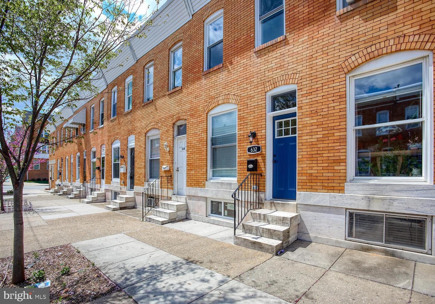 632 S Macon Street photo 1