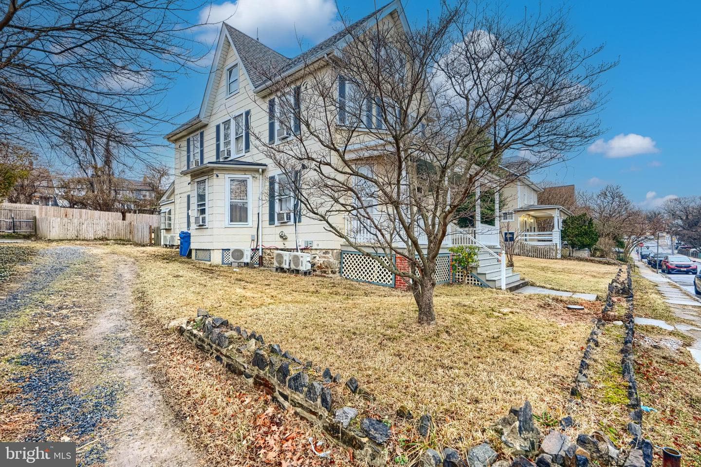 4309 Valley View Avenue photo 1