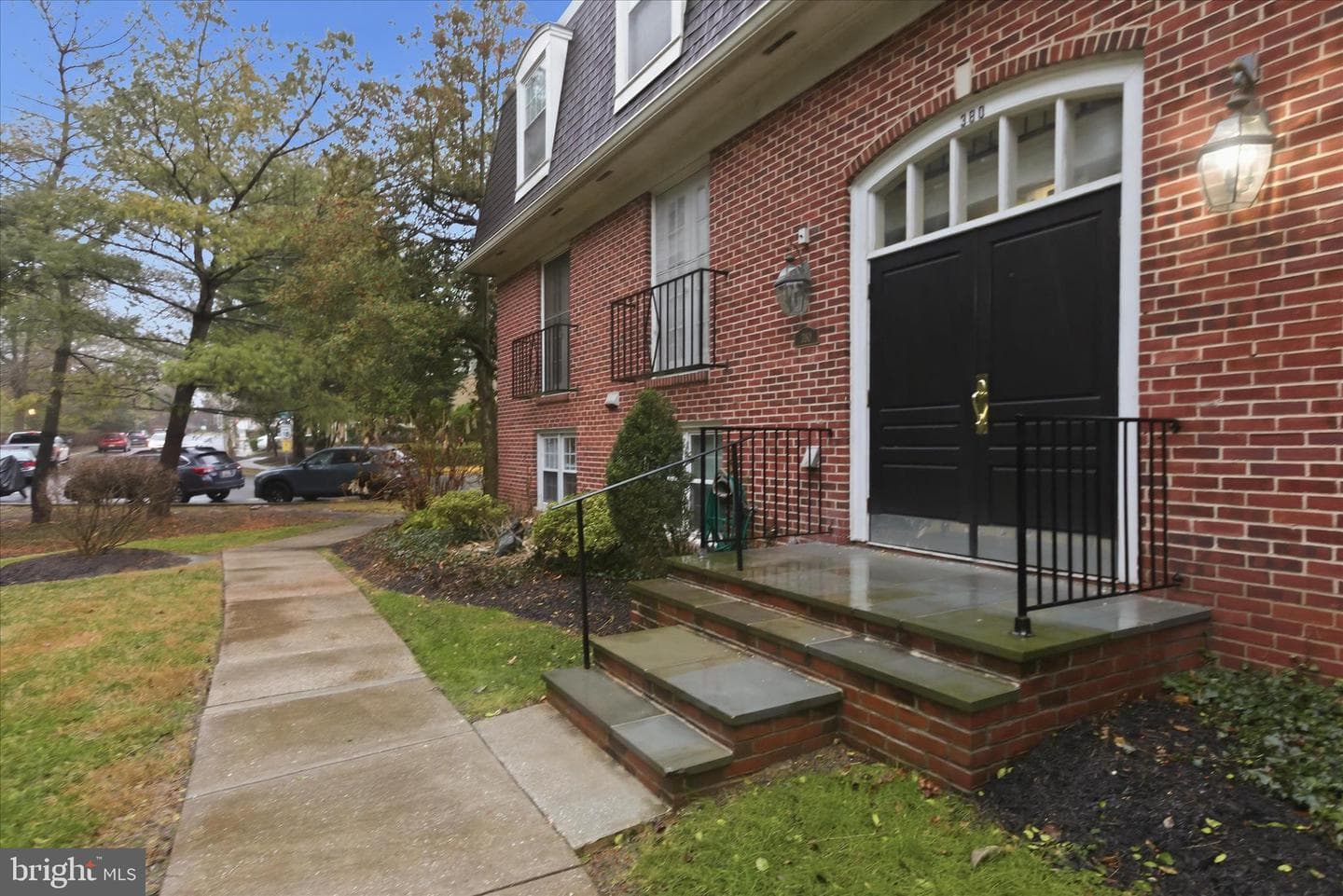 380 Homeland Southway #3a photo 1