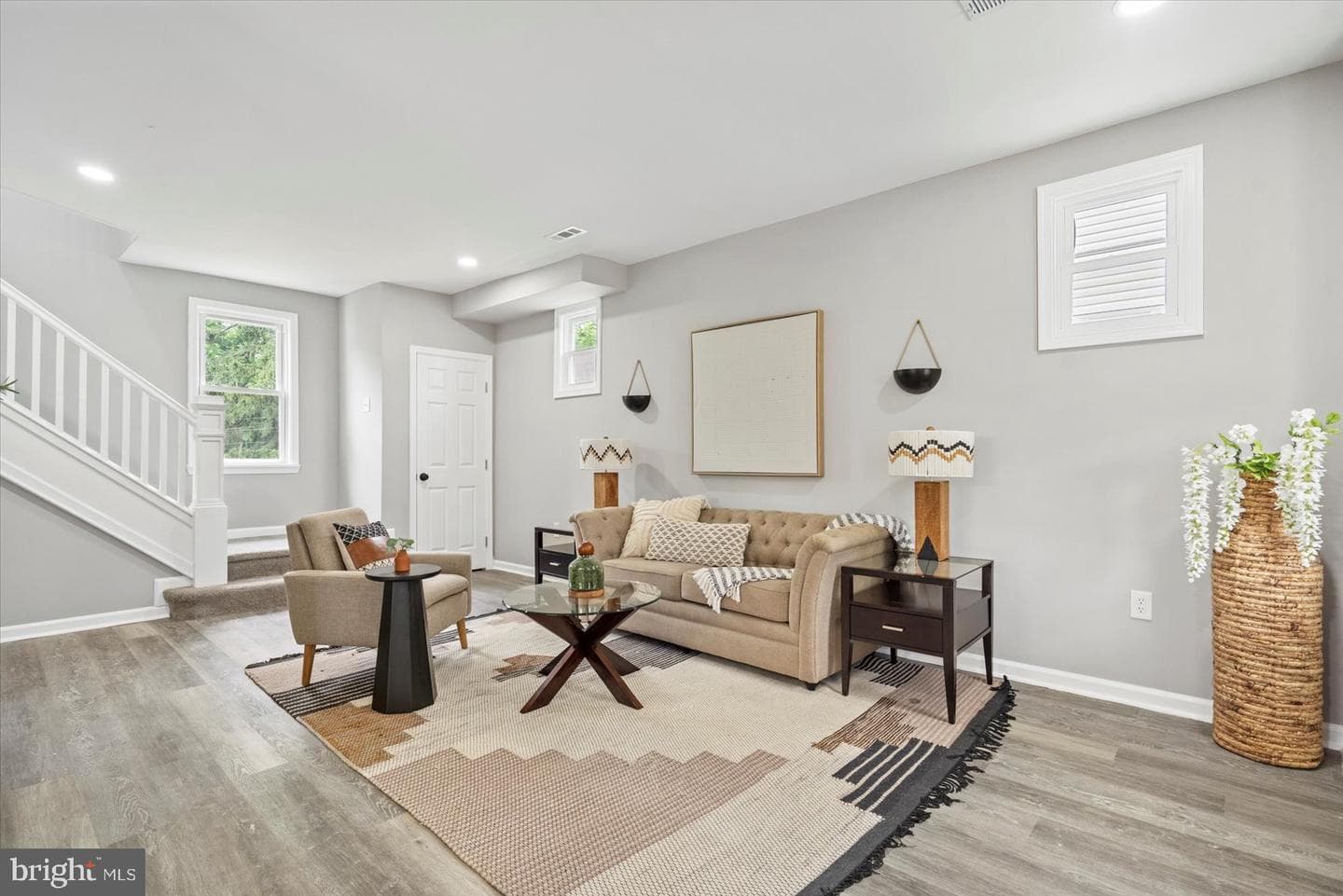 3912 Fernhill Avenue photo 1