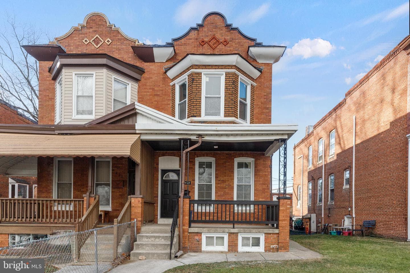 428 S Augusta Avenue photo 1