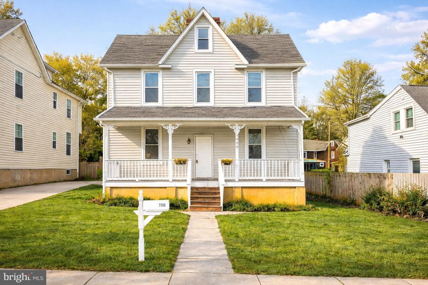 3018 Mary Avenue photo 1