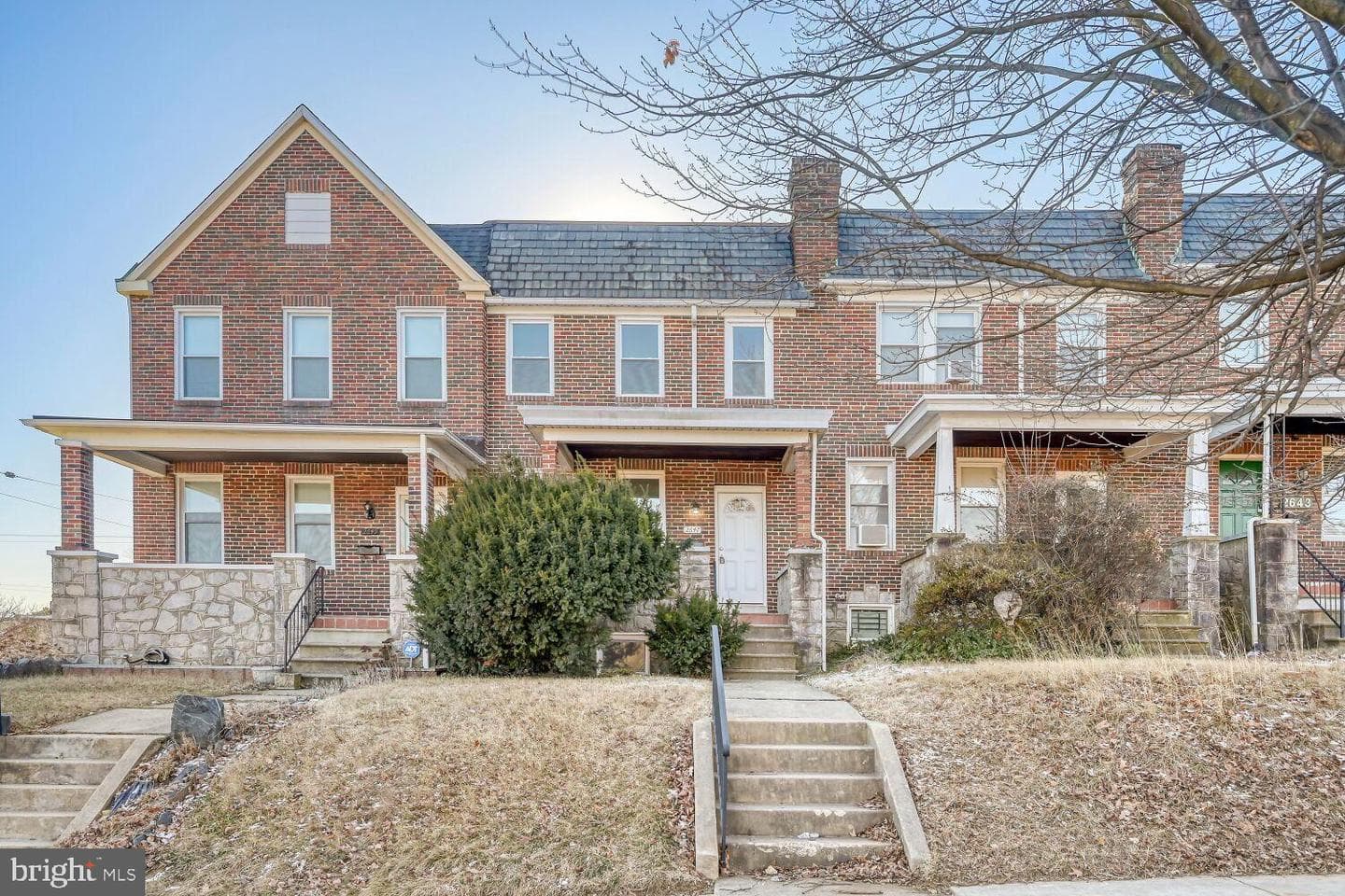 2647 Chesterfield Avenue photo 1