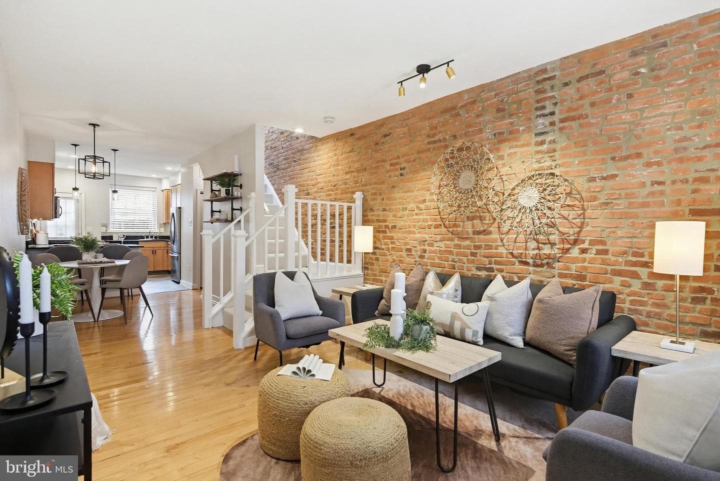 22 N Streeper Street photo 1