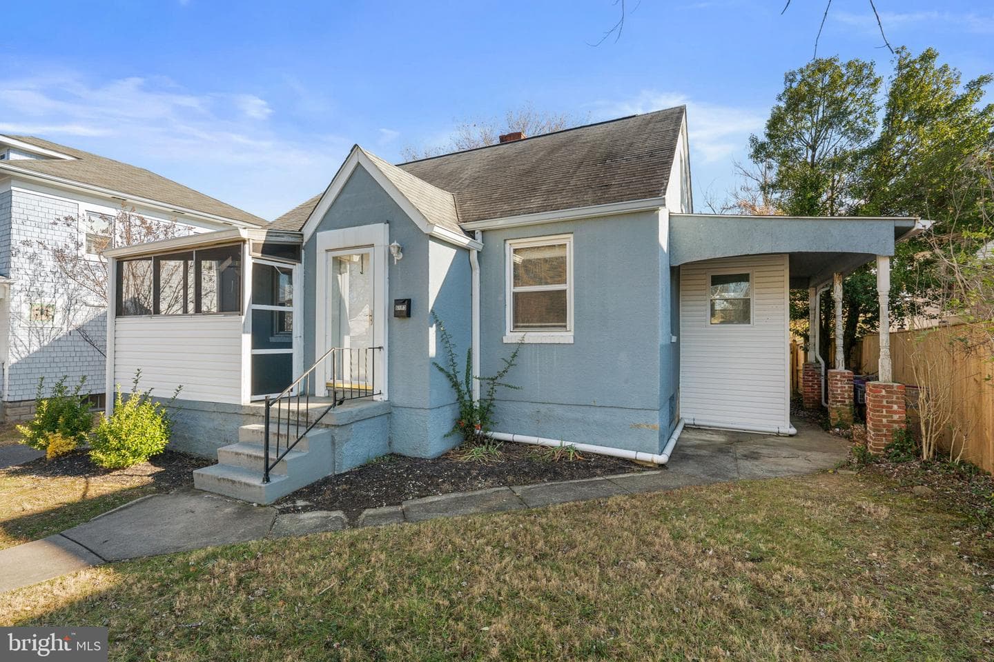 6103 Glenoak Avenue photo 1