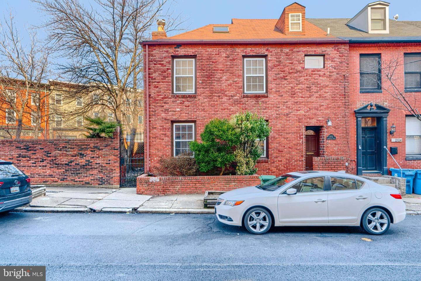 2102 Cambridge Street photo 1
