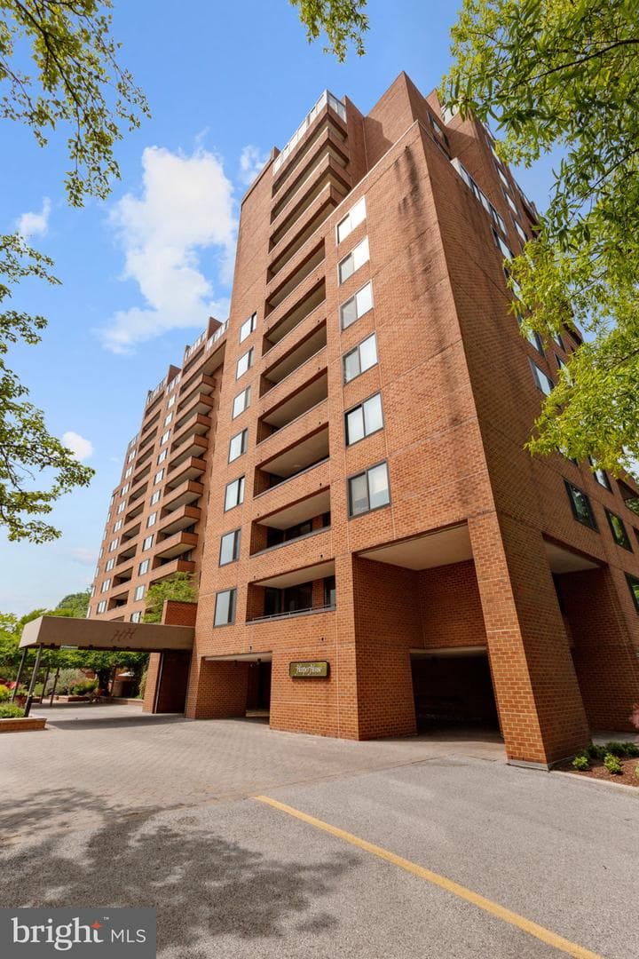 111 Hamlet Hill Road #406