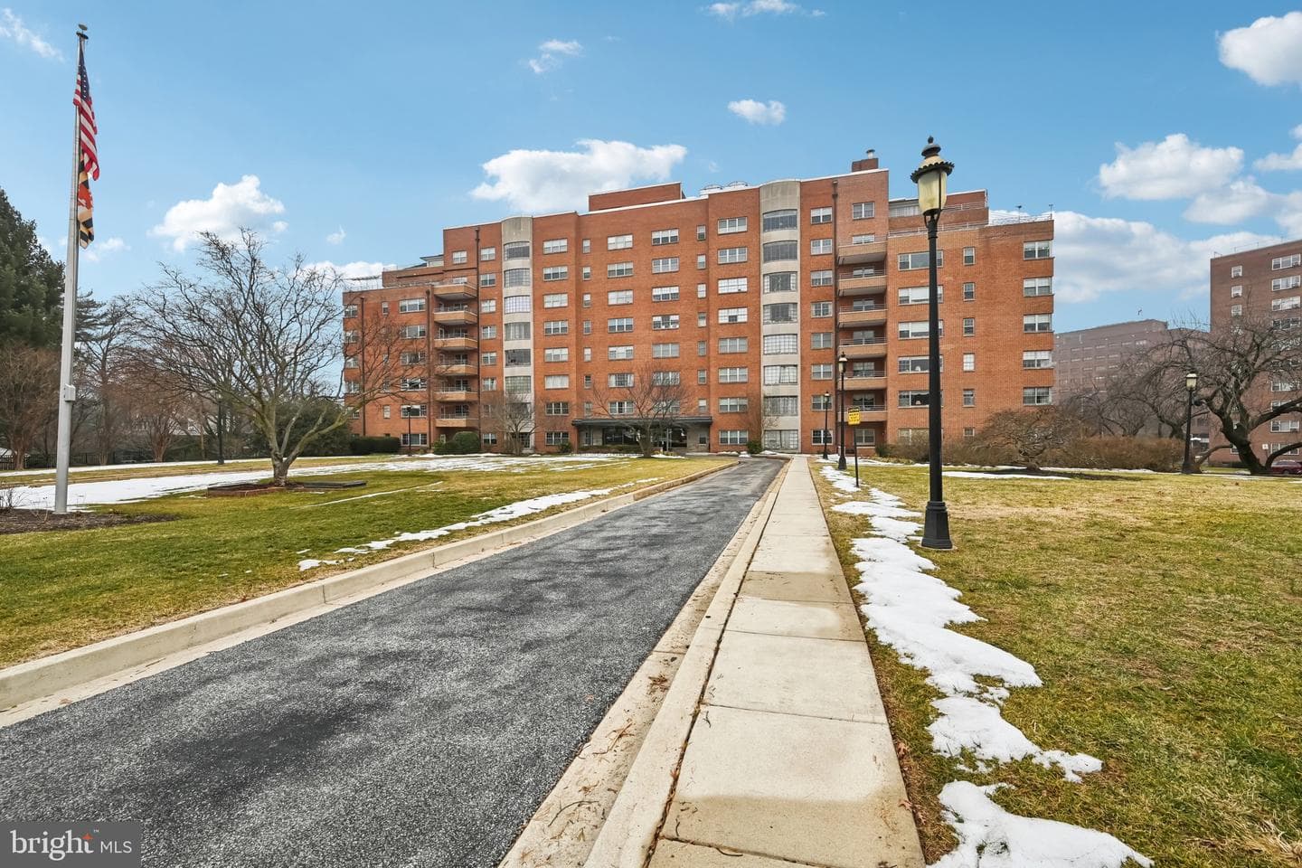 3601 Greenway #303 photo 1
