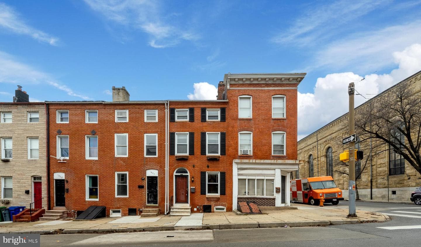 1826 E Lombard Street photo 1