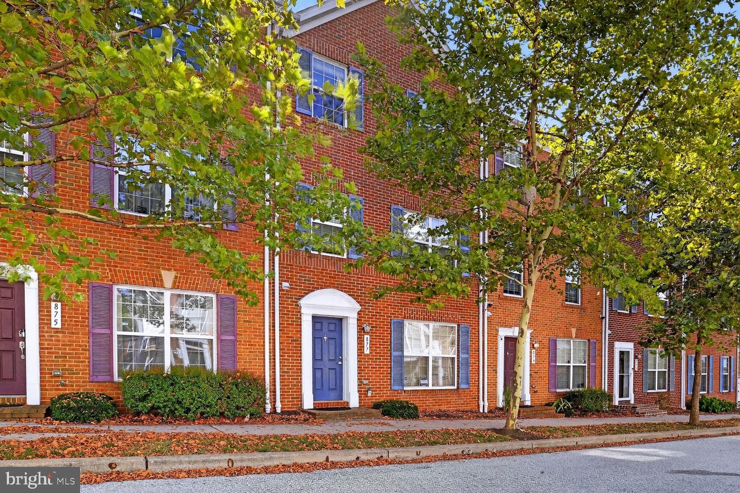 877 Ryan Street photo 1