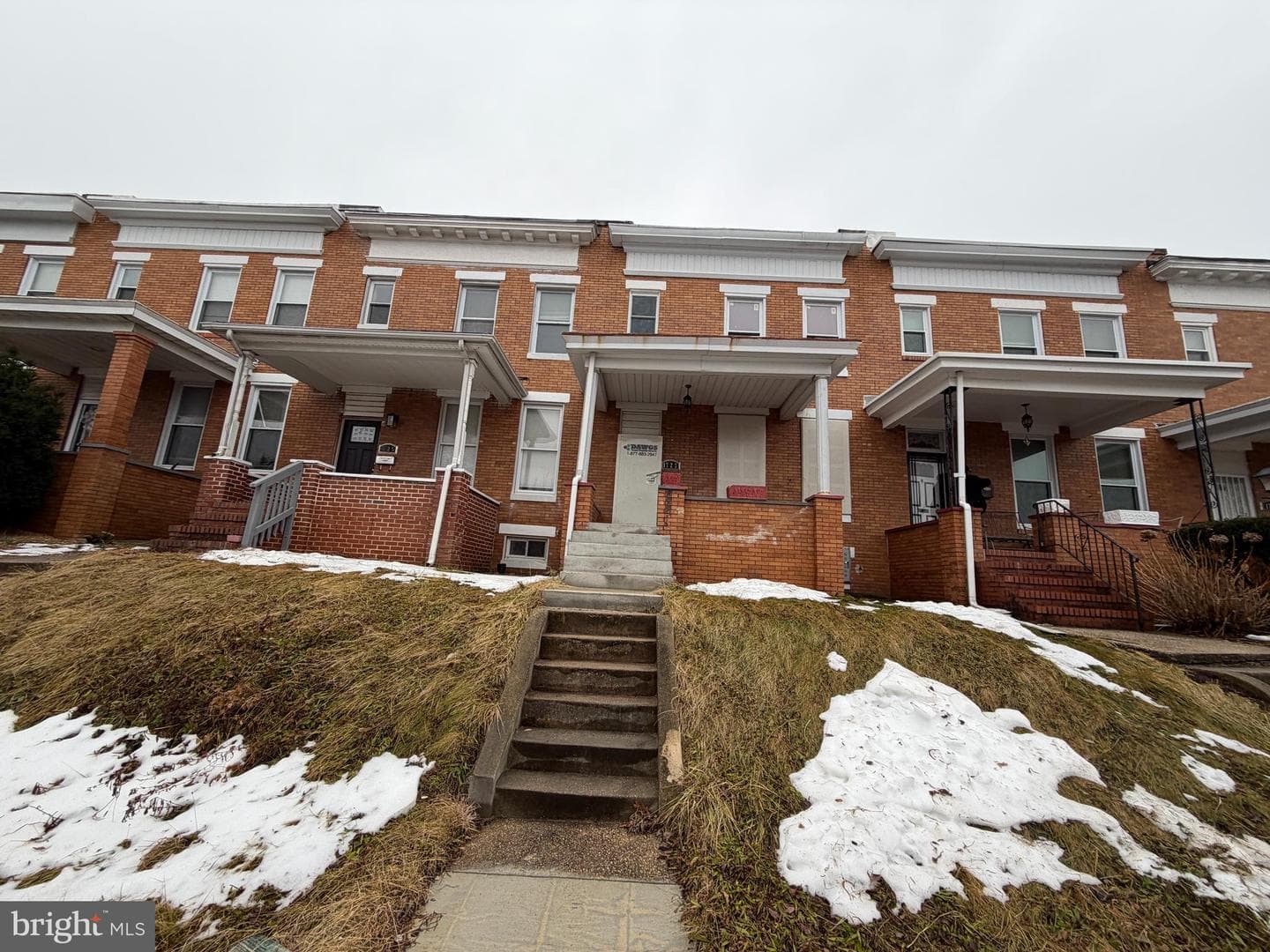 1723 E 32nd Street photo 1
