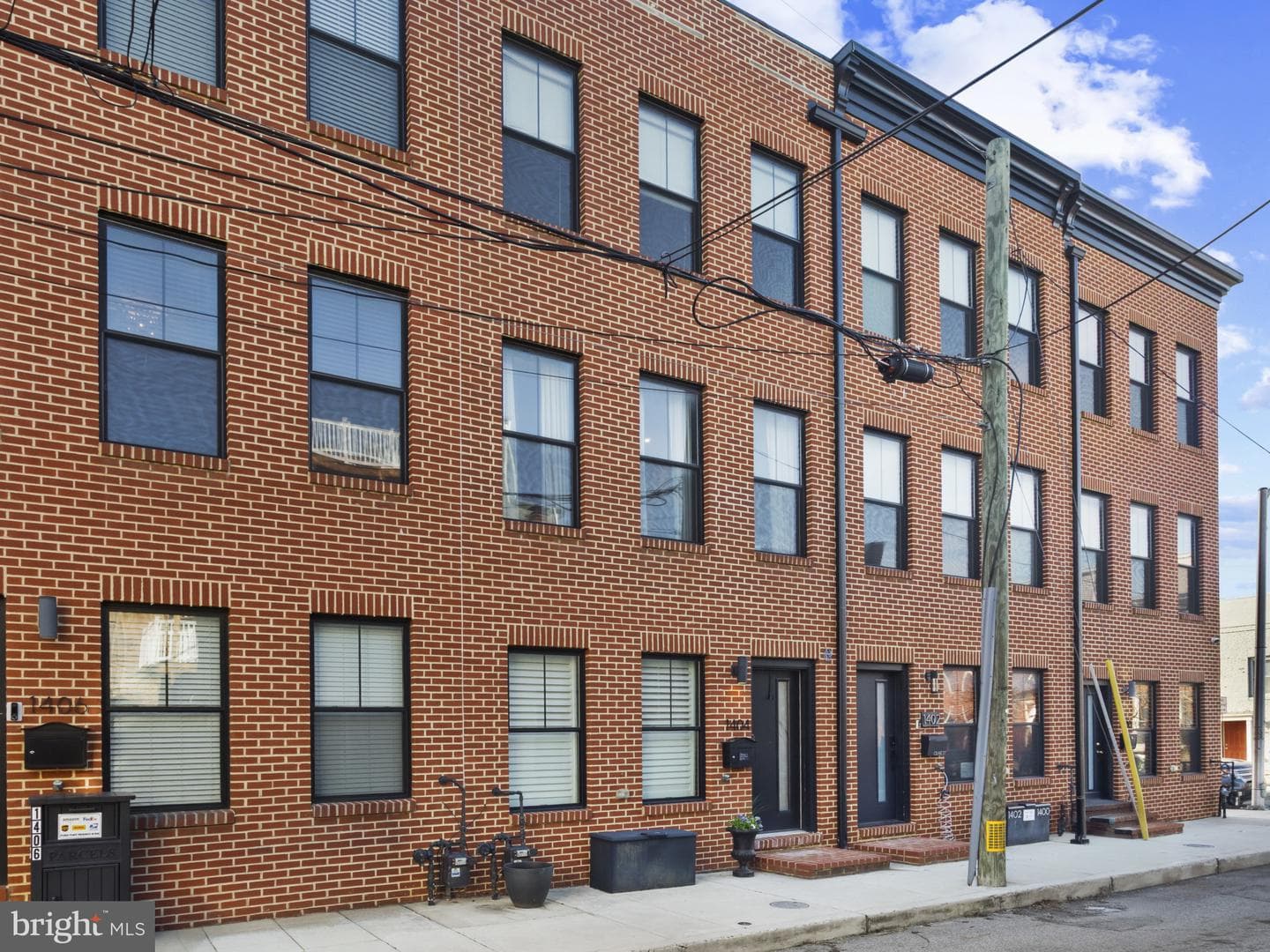 1404 Olive Street photo 1
