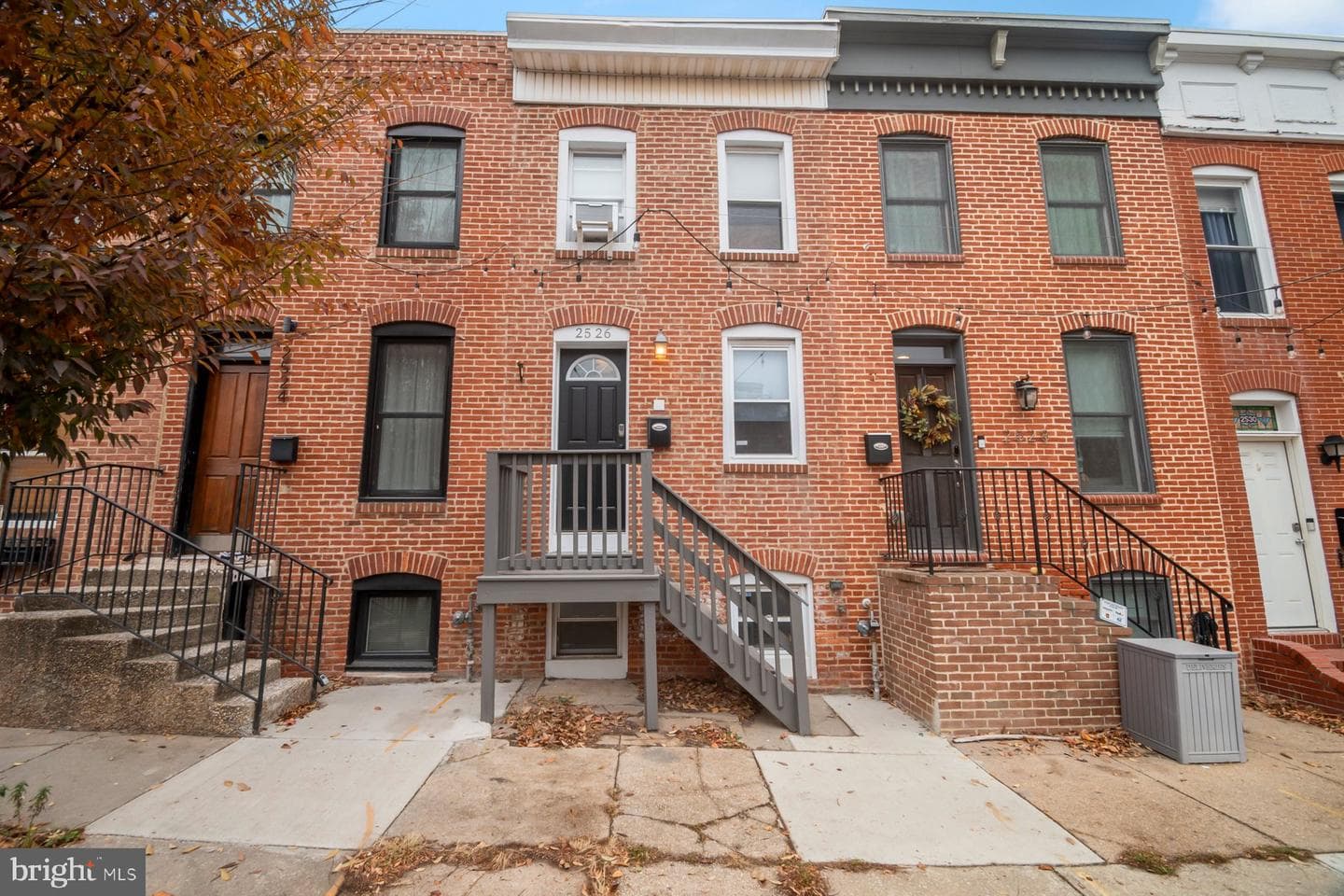 2526 Foster Avenue photo 1