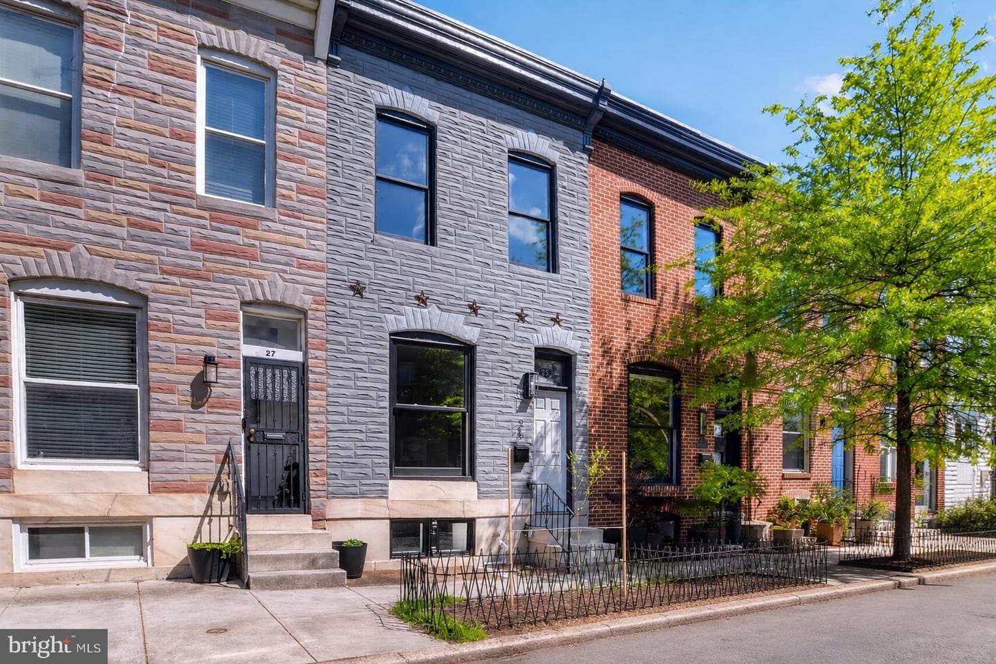 25 N Ellwood Avenue