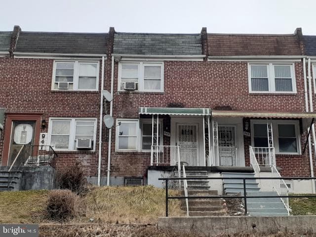 945 Ellicott Drive