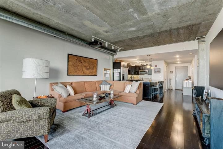 1200 Steuart Street #428 photo 1
