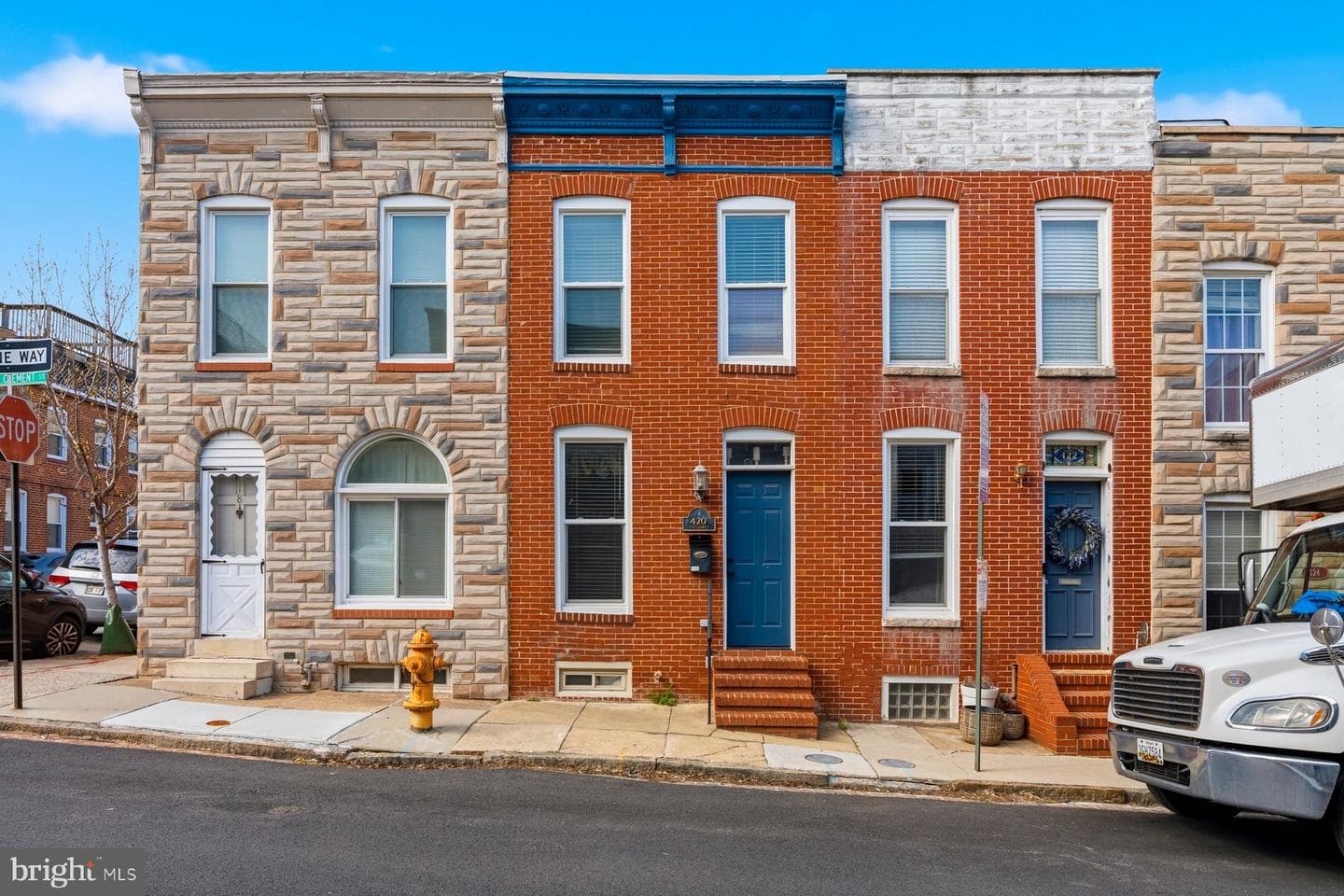 420 E Clement Street photo 1